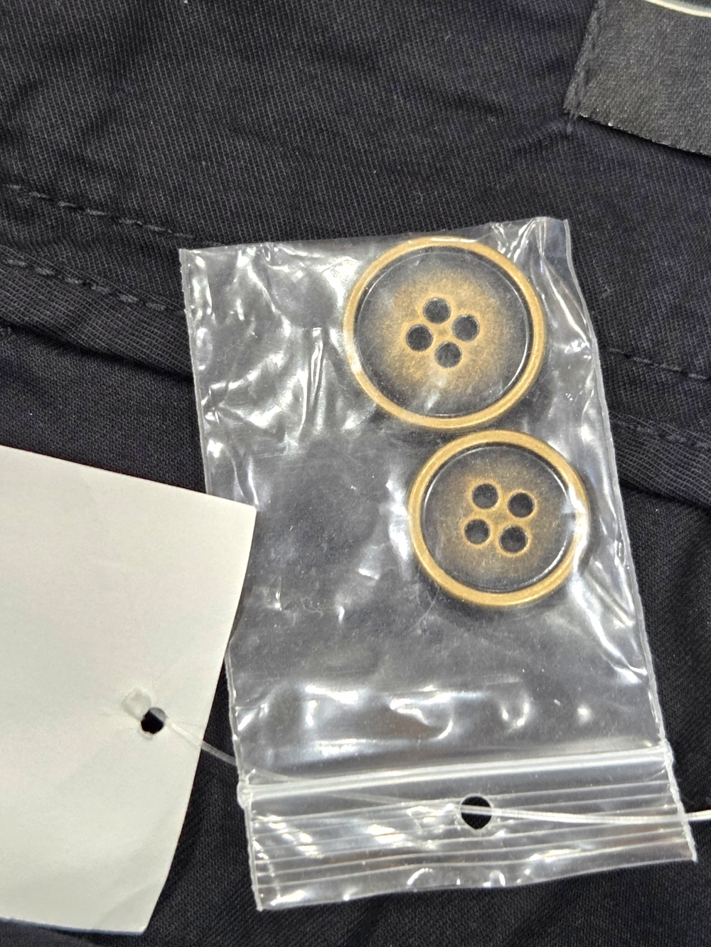 Venezia Black Cuffed Bermuda Shorts with Button Details Size 16 NWT - Picture 10 of 10